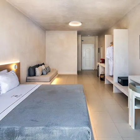 Aelia Luxury Aparthotel Karterados (Santorini)