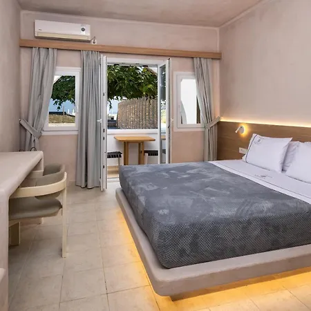 Aelia Luxury 5* Karterados (Santorini)